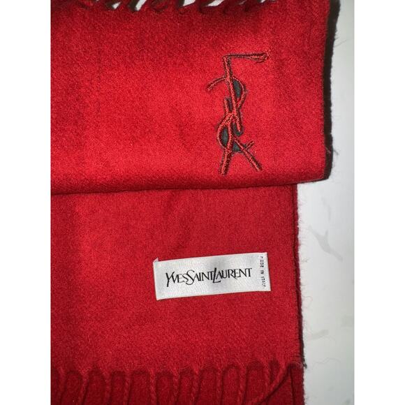 Yves Saint Laurent Red Wool Scarf - Excellent Condition - Picture 3 of 3